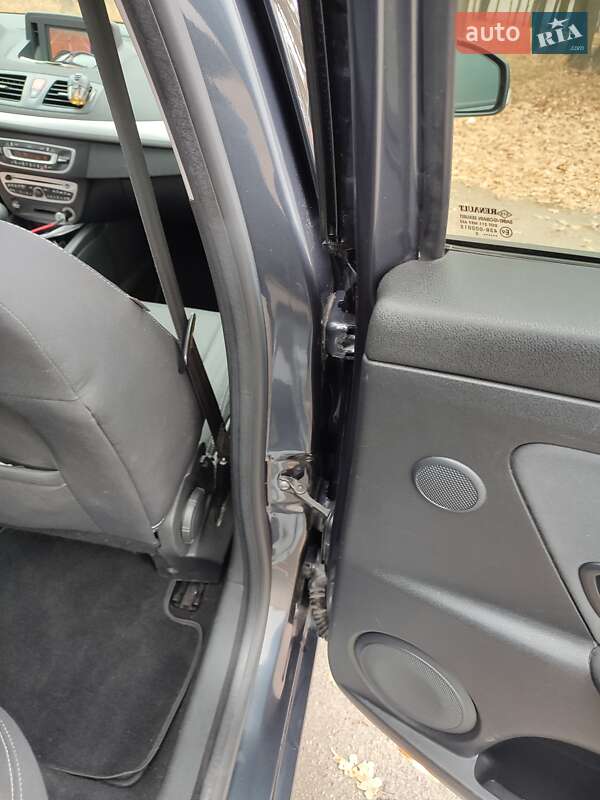 Универсал Renault Megane 2010 в Умани фото 150 Универсал Renault Megane 2010 в Умани