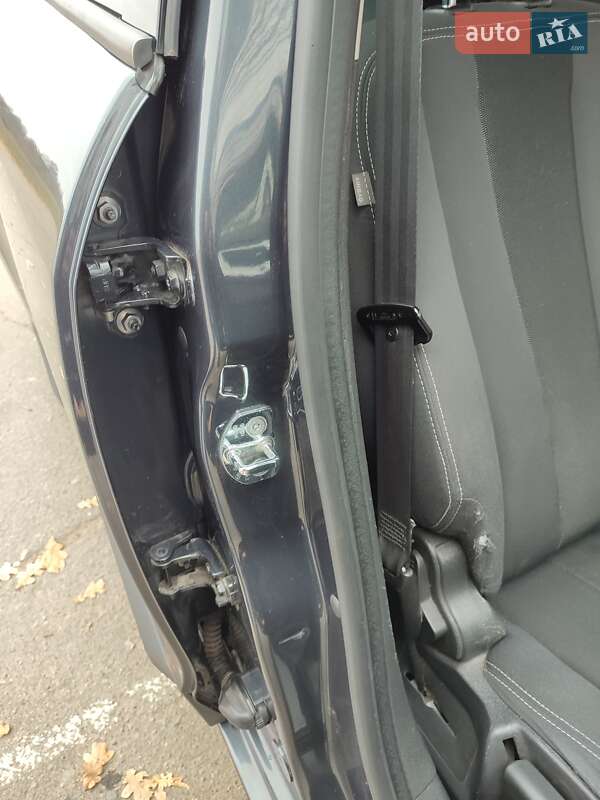 Универсал Renault Megane 2010 в Умани фото 161 Универсал Renault Megane 2010 в Умани