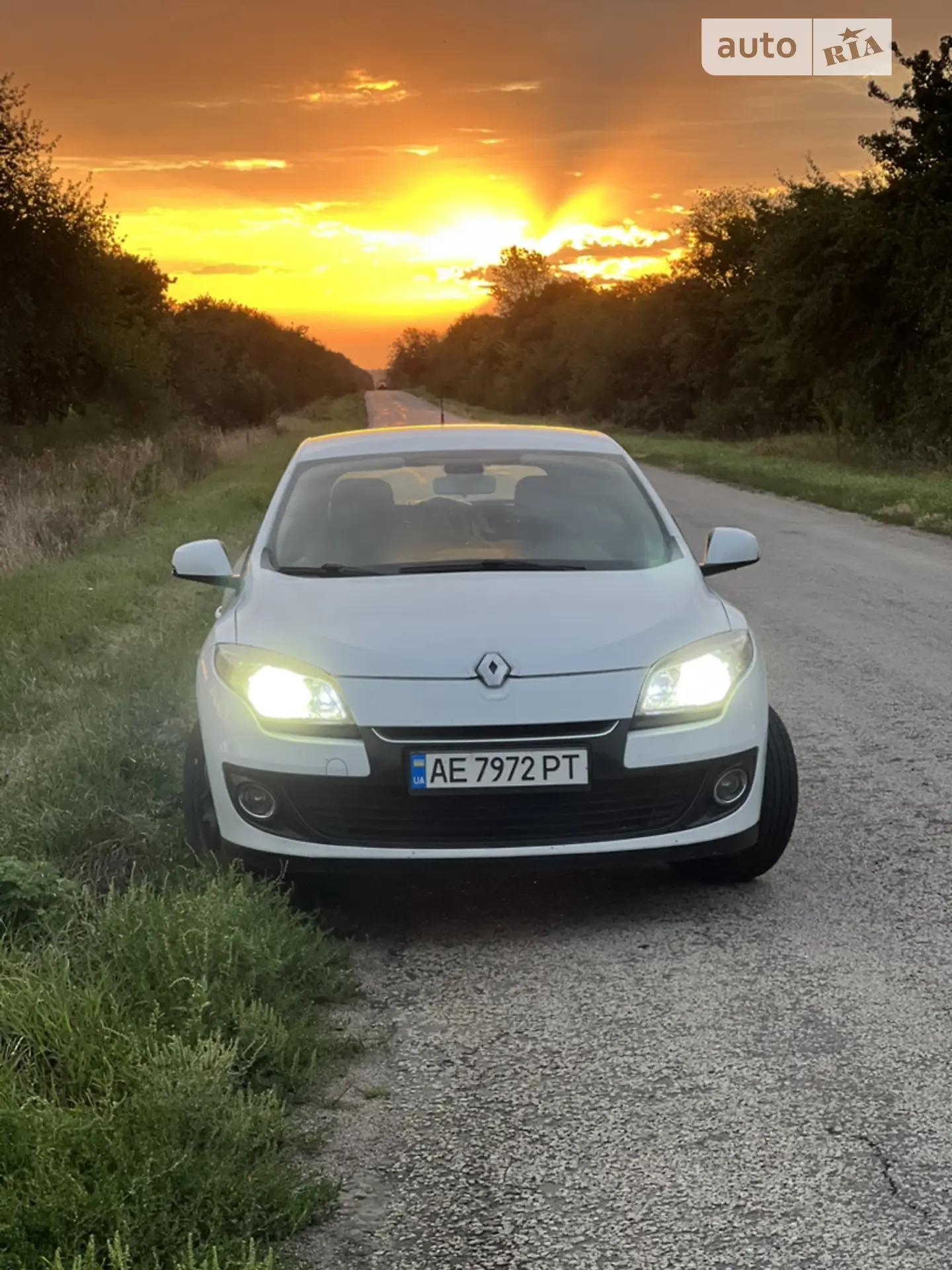 2012 Renault Megane - мініатюра 12