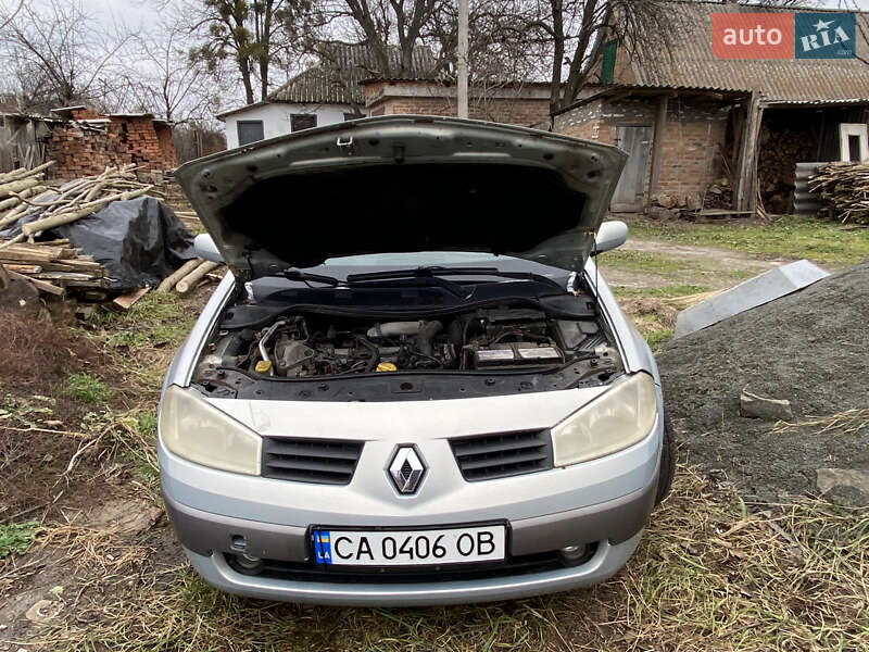 Хэтчбек Renault Megane 2003 в Городище