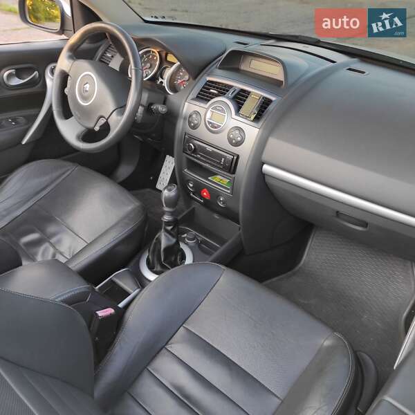 Кабриолет Renault Megane 2006 в Славянске