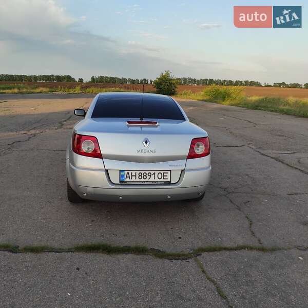 Кабриолет Renault Megane 2006 в Славянске