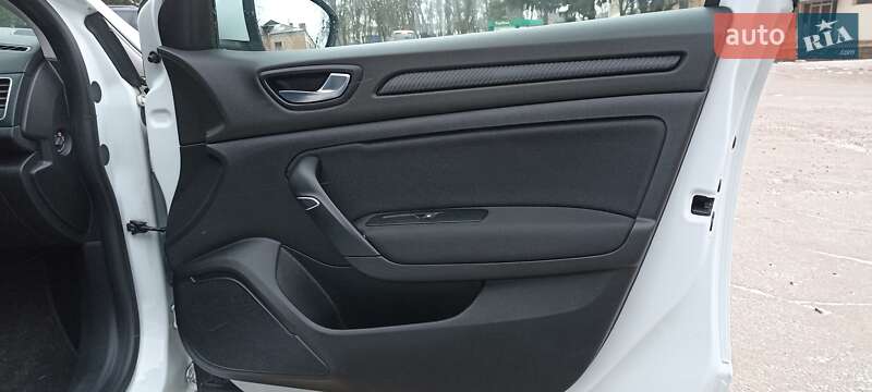 Универсал Renault Megane 2017 в Новоархангельске