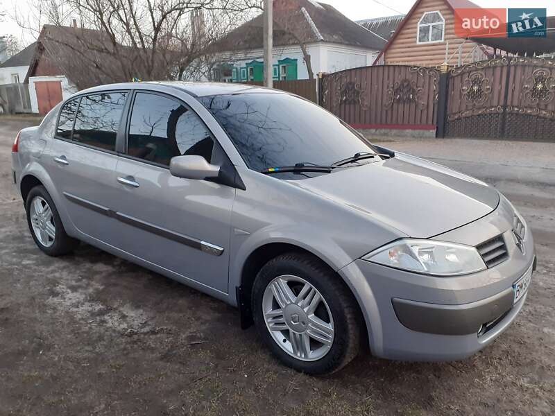 Седан Renault Megane 2004 в Ахтырке