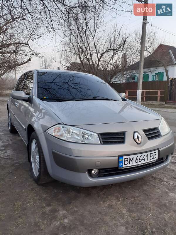 Седан Renault Megane 2004 в Ахтырке