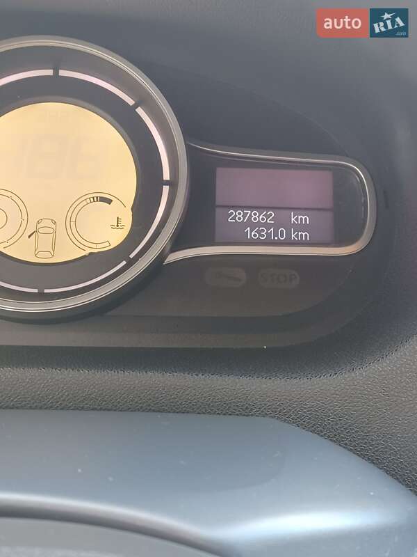 Хэтчбек Renault Megane 2011 в Черновцах фото 5 Хэтчбек Renault Megane 2011 в Черновцах