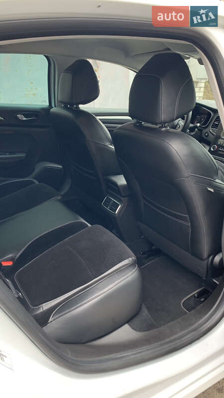Седан Renault Megane 2016 в Києві