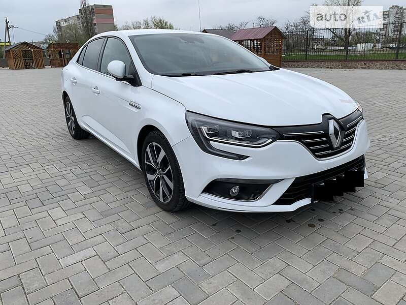 Седан Renault Megane 2021 в 