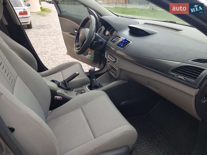 Хэтчбек Renault Megane 2009 в Ивано-Франковске