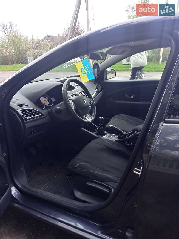 Хетчбек Renault Megane 2011 в Благовіщенську