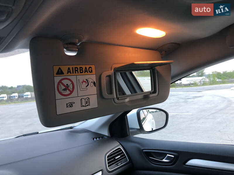Седан Renault Megane 2019 в Новій Одесі