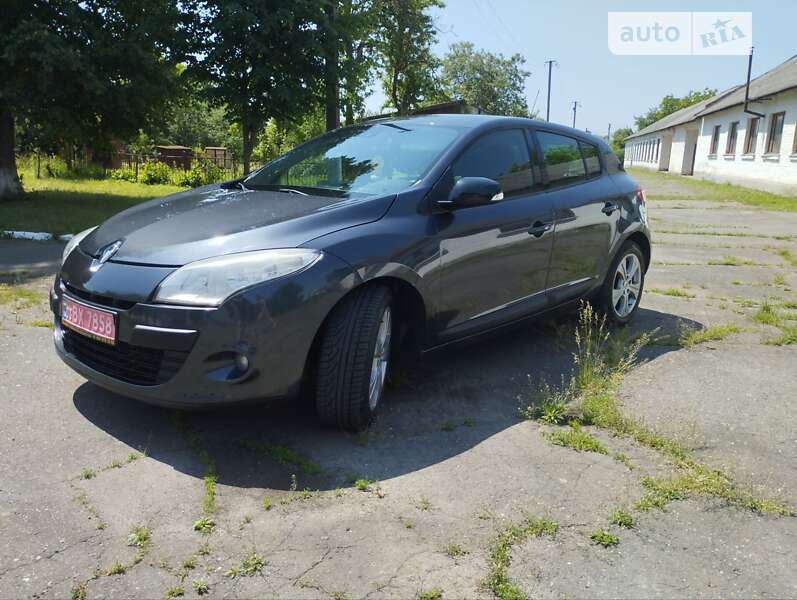 Хетчбек Renault Megane 2011 в Звенигородці