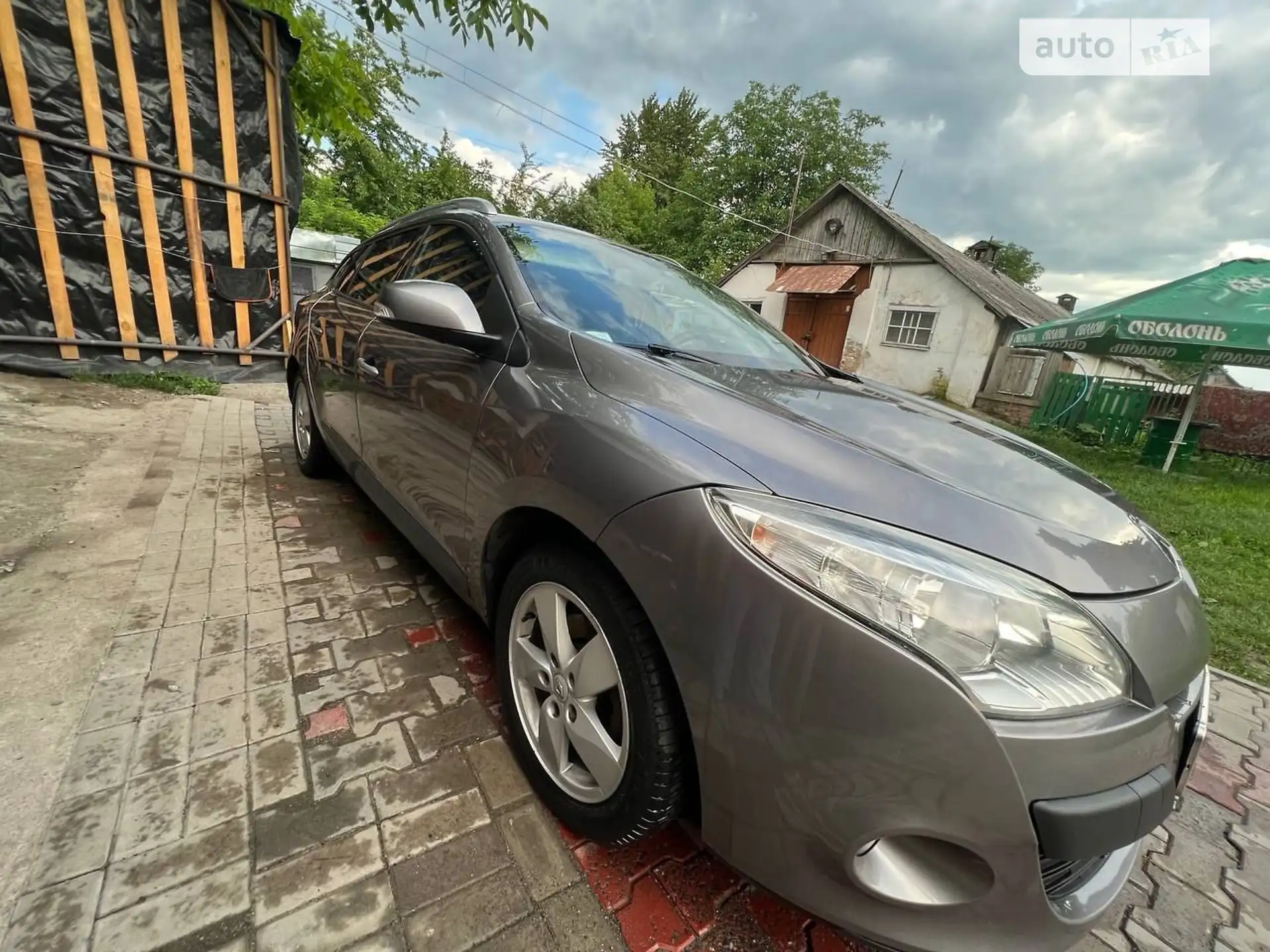 2010 Renault Megane - мініатюра 28