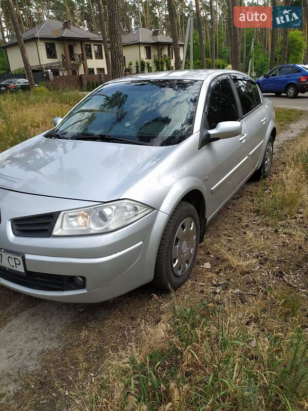 Седан Renault Megane 2007 в Буче