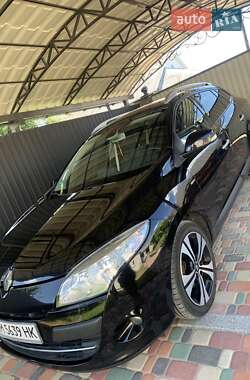 Универсал Renault Megane 2011 в 