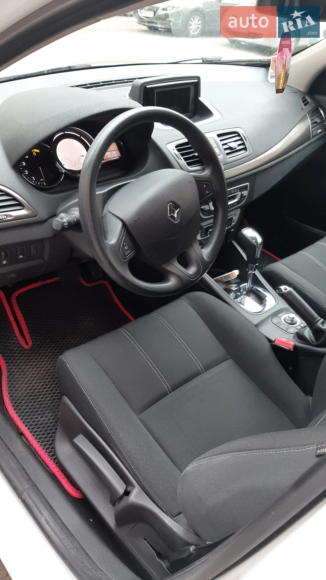 2013 Renault Megane - мініатюра 10