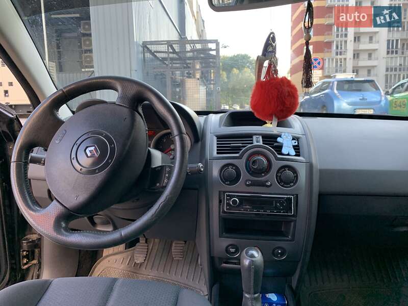 Хэтчбек Renault Megane 2004 в Тернополе фото 3 Хэтчбек Renault Megane 2004 в Тернополе