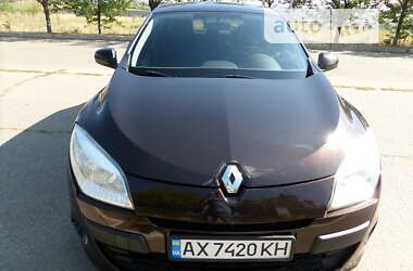 Хетчбек Renault Megane 2011 в Зміїві