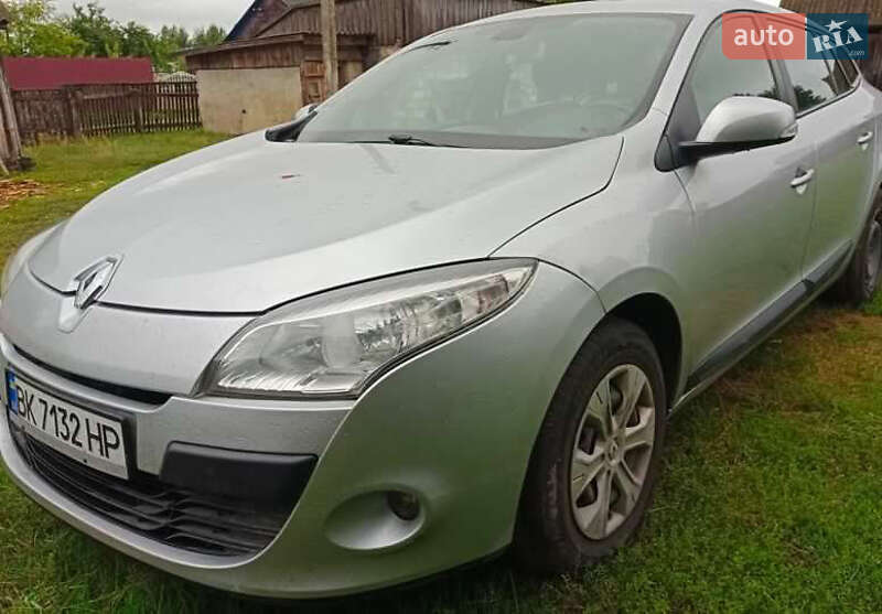 Универсал Renault Megane 2010 в Заречном