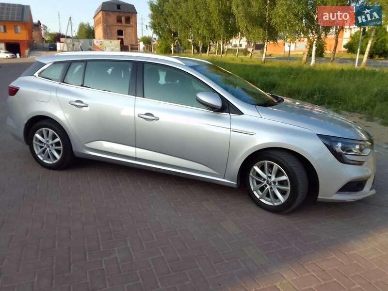 Универсал Renault Megane 2016 в 
