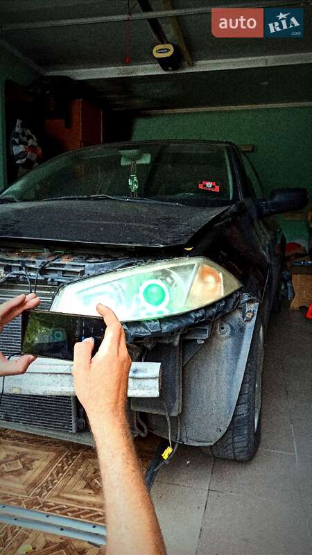 Хетчбек Renault Megane 2005 в Чугуєві фото 4 Хетчбек Renault Megane 2005 в Чугуєві