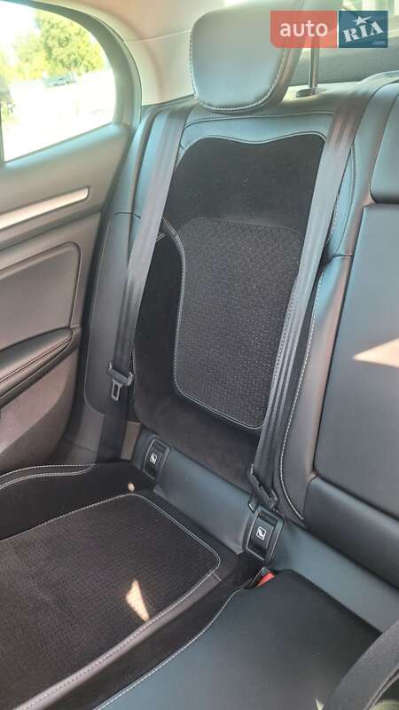 Седан Renault Megane 2017 в Києві