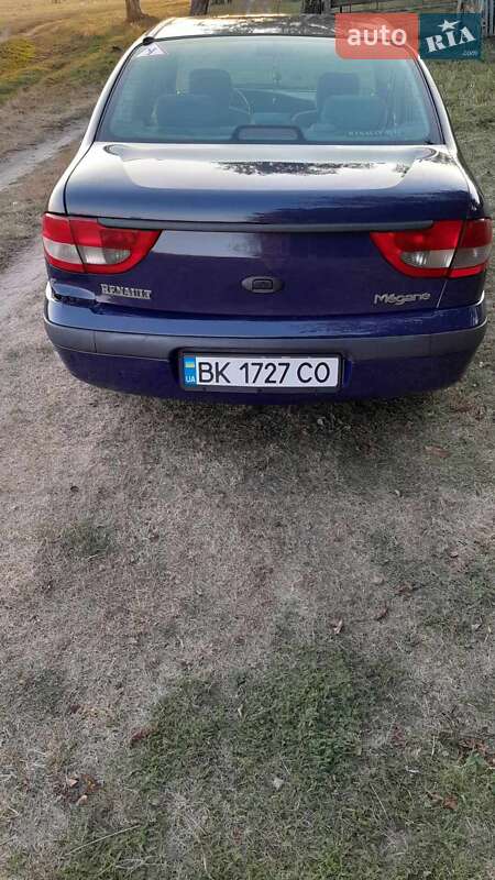 Седан Renault Megane 2000 в Кременце