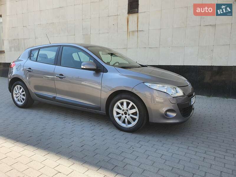 Хетчбек Renault Megane 2011 в Івано-Франківську