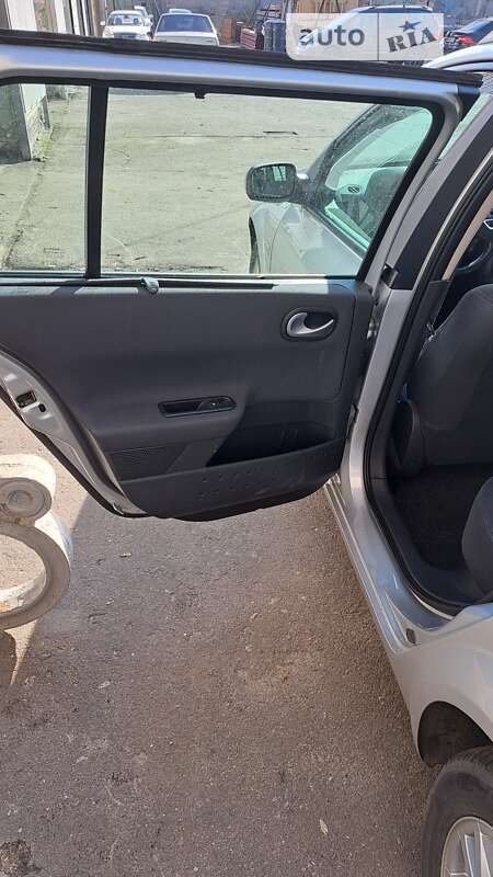 Универсал Renault Megane 2008 в Кривом Роге фото 22 Универсал Renault Megane 2008 в Кривом Роге
