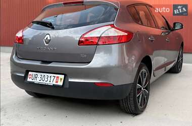 Хетчбек Renault Megane 2013 в Вишневому