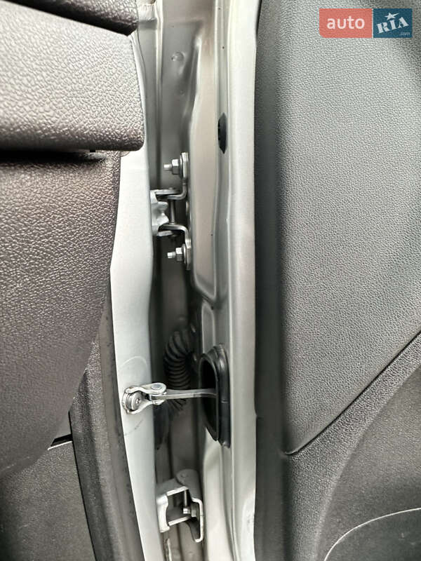 Универсал Renault Megane 2014 в Николаеве фото 21 Универсал Renault Megane 2014 в Николаеве