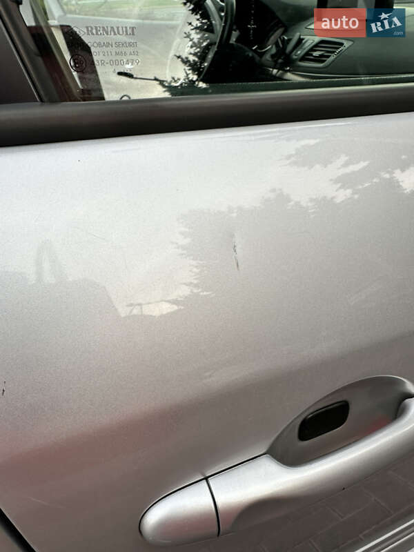 Универсал Renault Megane 2014 в Николаеве фото 39 Универсал Renault Megane 2014 в Николаеве