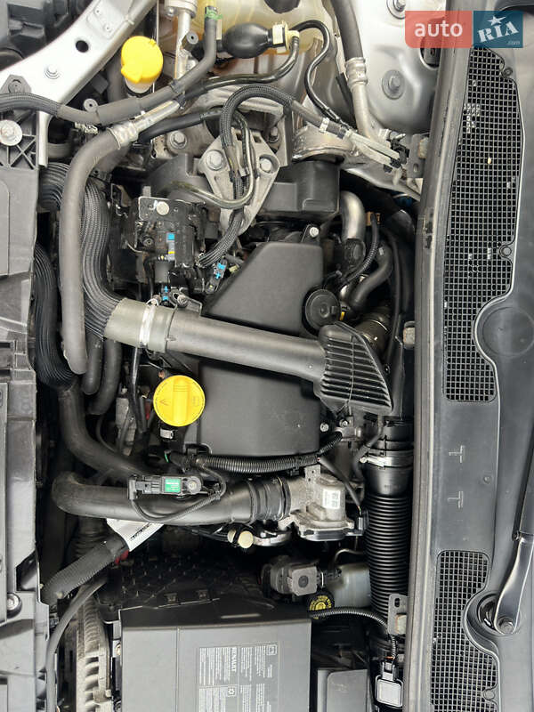 Универсал Renault Megane 2014 в Николаеве фото 64 Универсал Renault Megane 2014 в Николаеве