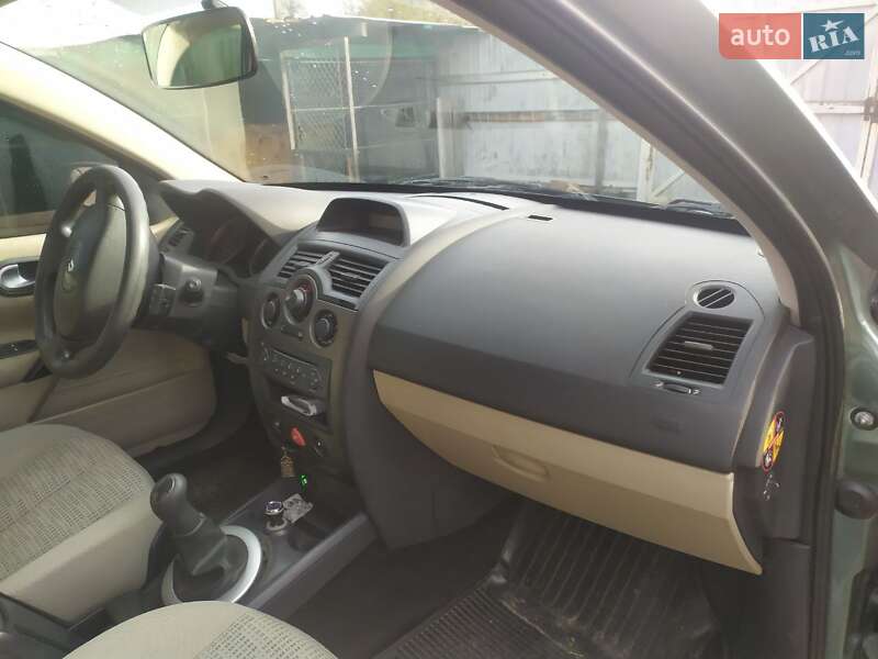 Седан Renault Megane 2006 в Києві фото 6 Седан Renault Megane 2006 в Києві