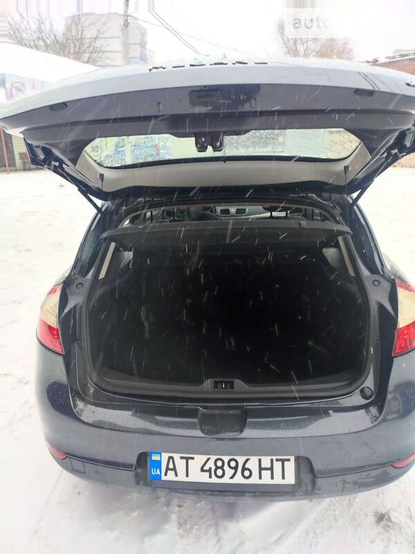 Хэтчбек Renault Megane 2011 в Коломые