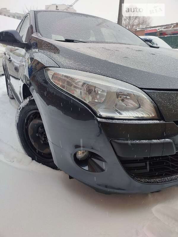 Хэтчбек Renault Megane 2011 в Коломые