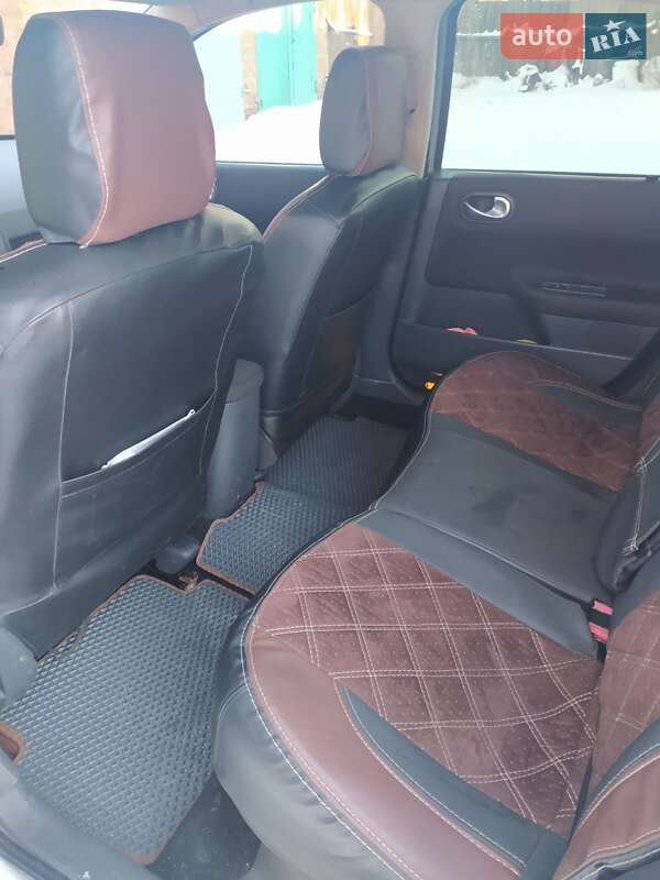 Седан Renault Megane 2006 в Белополье