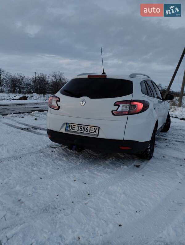 Универсал Renault Megane 2011 в Братском