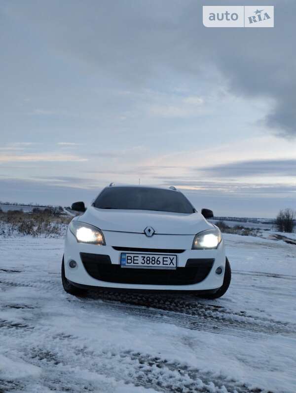 Универсал Renault Megane 2011 в Братском