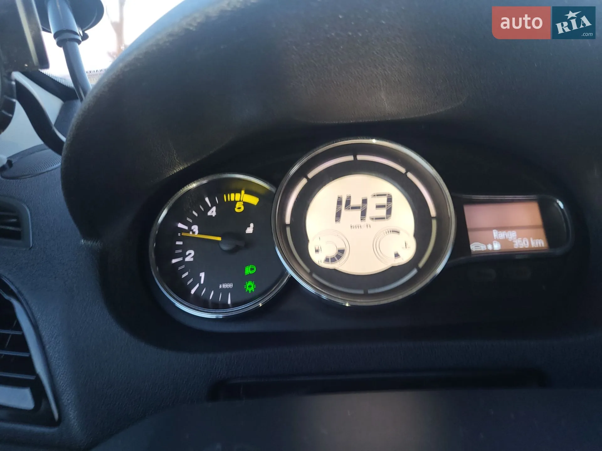 Renault Megane 2012 VIN VF1KZ140648032639 фото оголошення 2 з 19