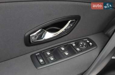 Хетчбек Renault Megane 2012 в 