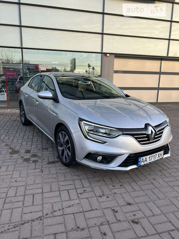 Хэтчбек Renault Megane 2017 в Киеве