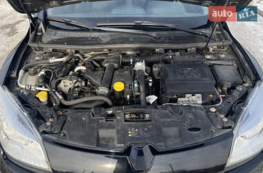 Хэтчбек Renault Megane 2012 в 