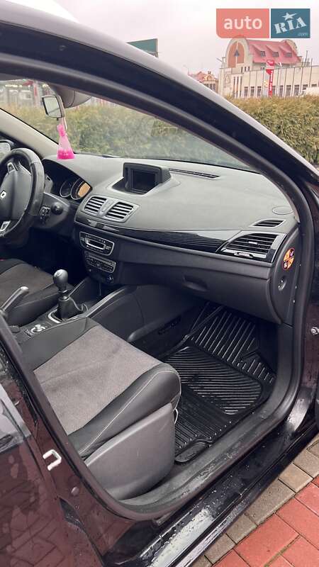 Универсал Renault Megane 2011 в Хусте