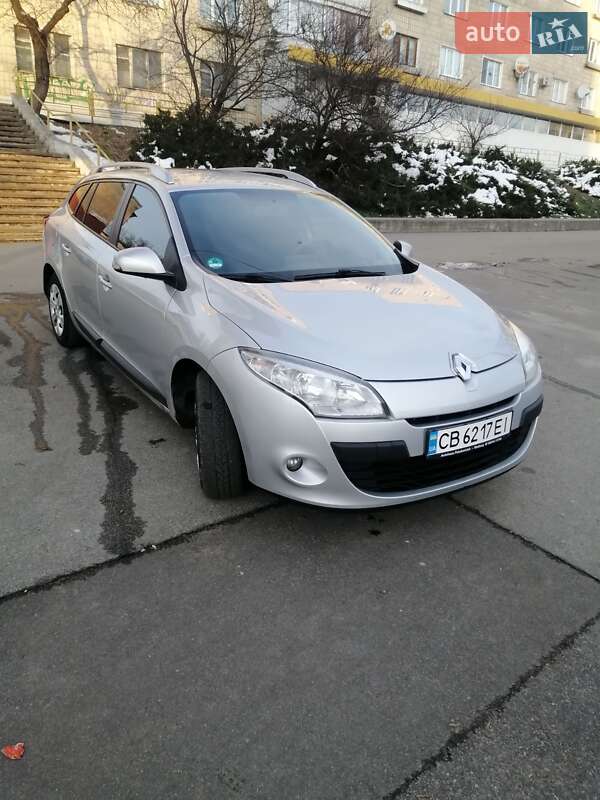 Универсал Renault Megane 2011 в 