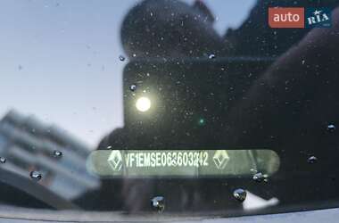Кабриолет Renault Megane 2006 в 