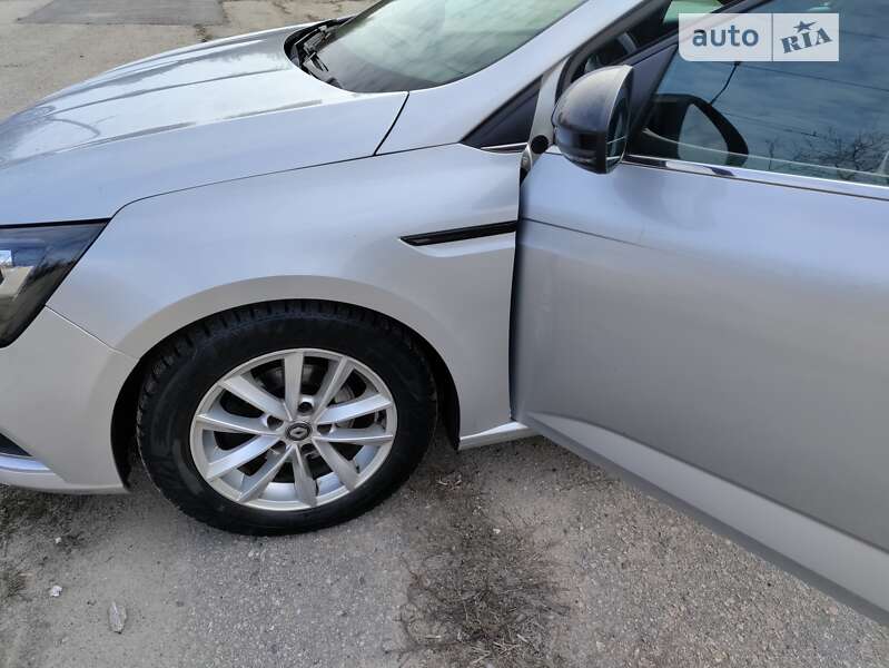 Универсал Renault Megane 2017 в Запорожье фото 6 Универсал Renault Megane 2017 в Запорожье