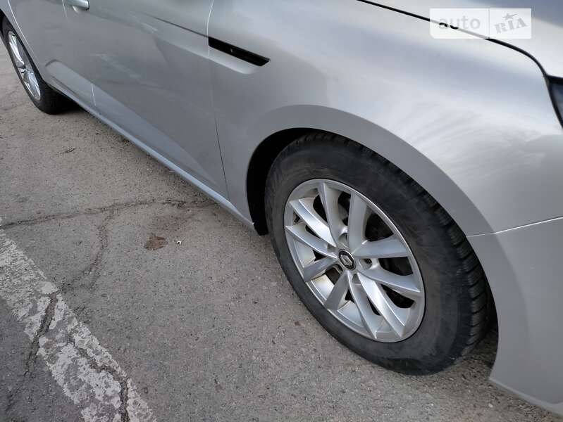 Универсал Renault Megane 2017 в Запорожье фото 21 Универсал Renault Megane 2017 в Запорожье