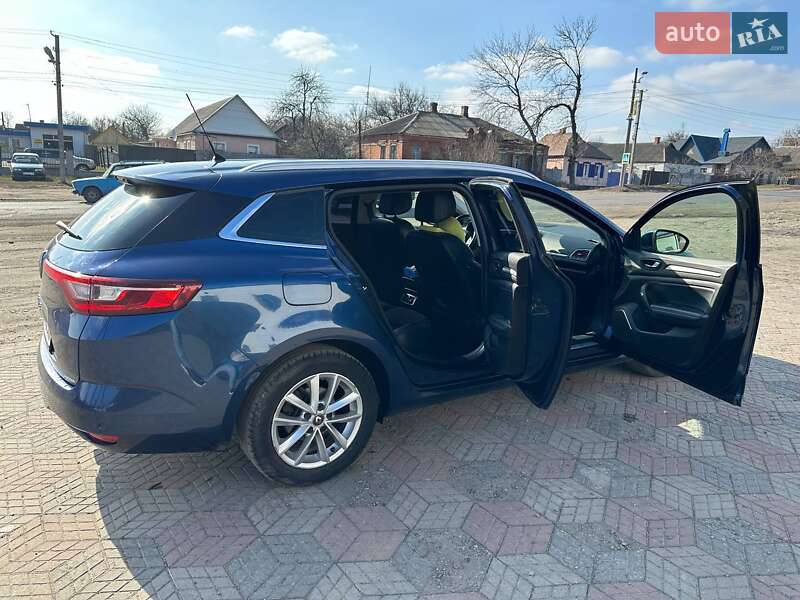 Универсал Renault Megane 2016 в Краснограде