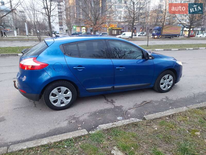 Хэтчбек Renault Megane 2011 в Калуше